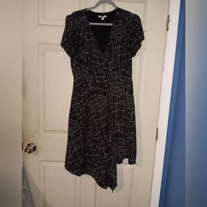 H By Halston Black and White Asymmetrical Dress Sz M